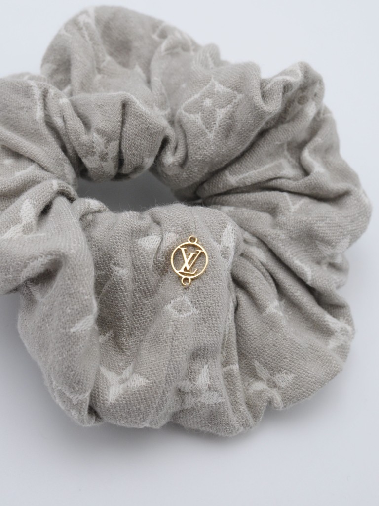 Louis Vuitton hair band