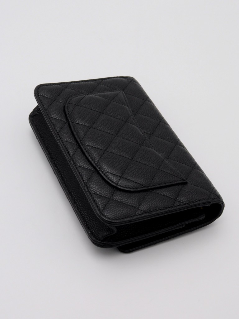 Chanel Wallet on Chain