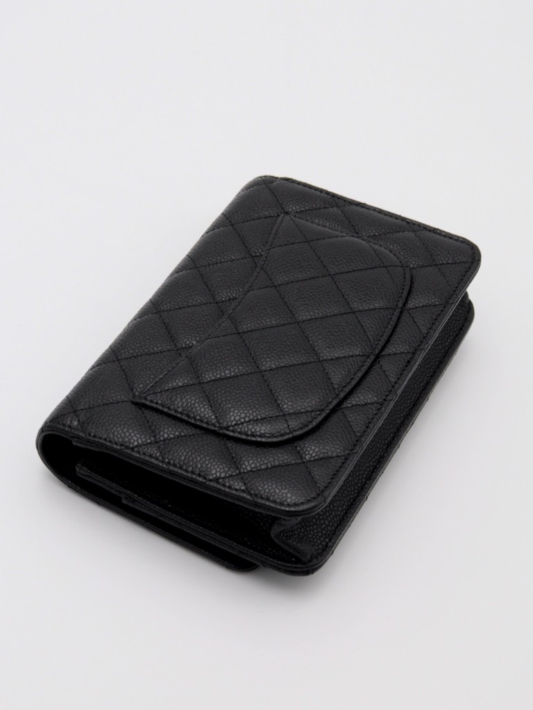 Chanel Wallet on Chain
