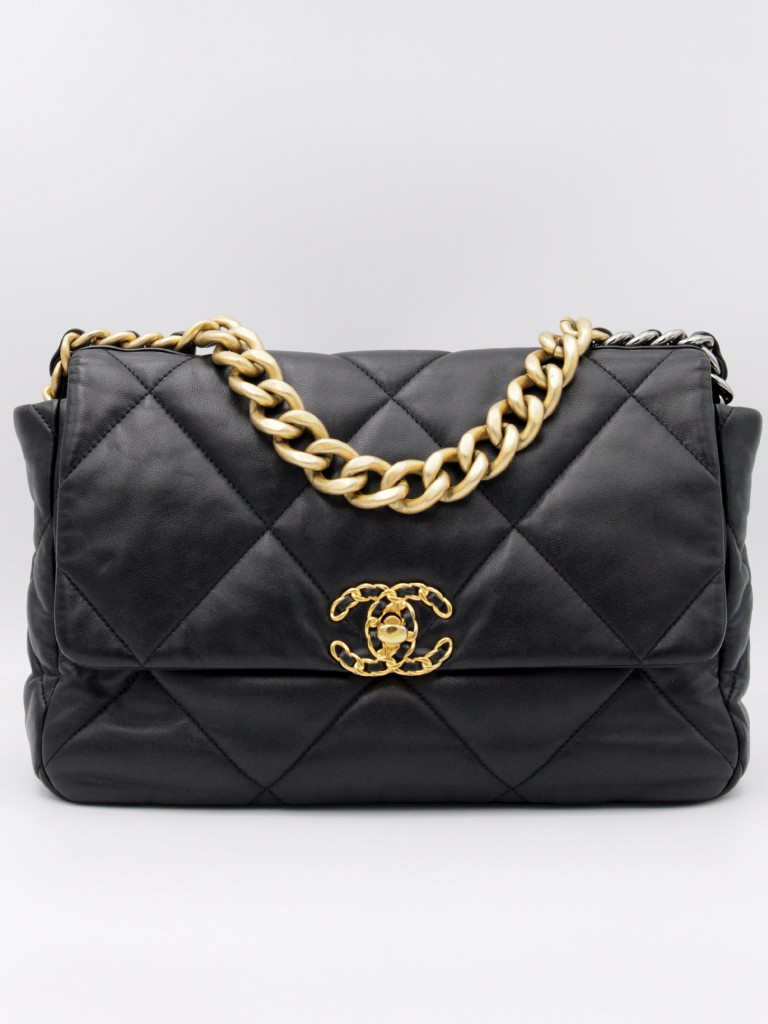 Chanel 19 Medium bag