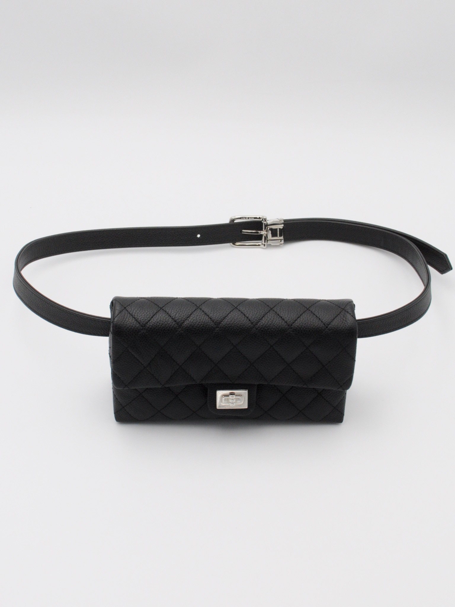 Chanel nerka Uniform