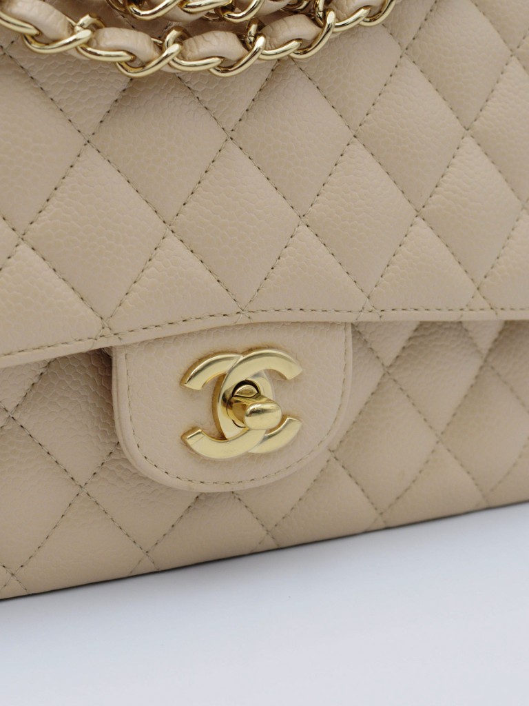 Chanel Classic Medium Double Flap torebka