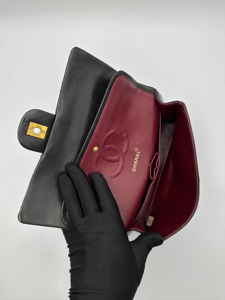 Chanel Classic Medium Double Flap torebka