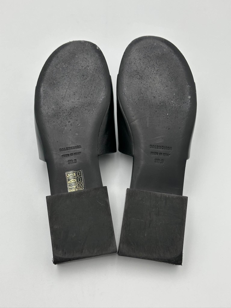 Balenciaga slides