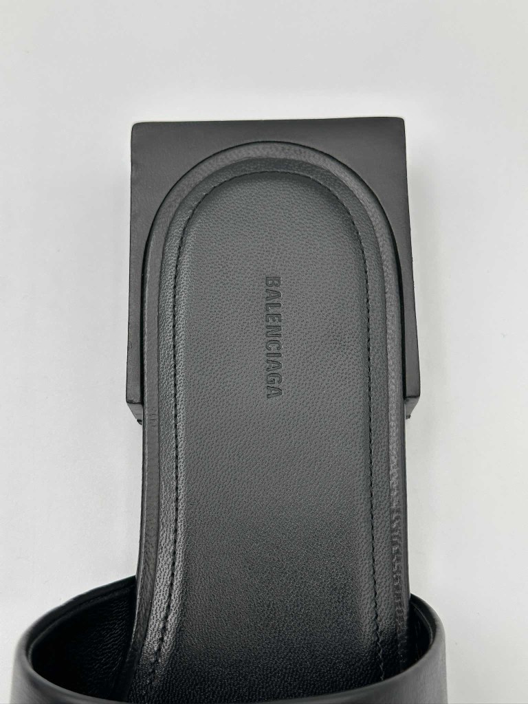 Balenciaga slides