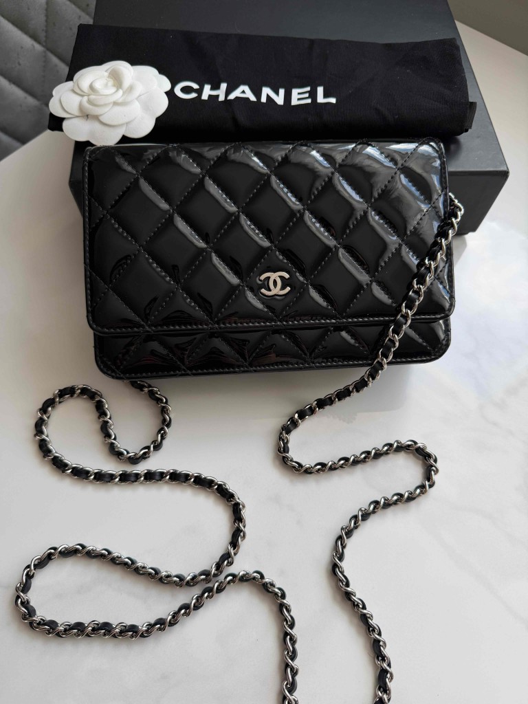 Chanel Wallet on Chain