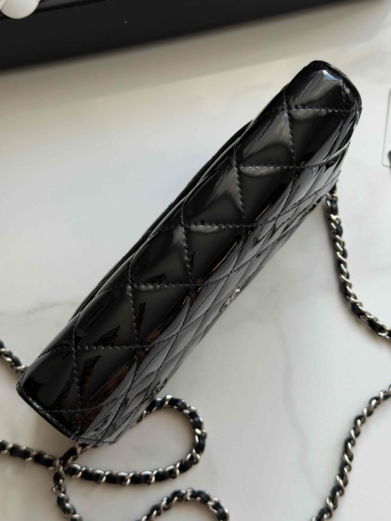 Chanel Wallet on Chain