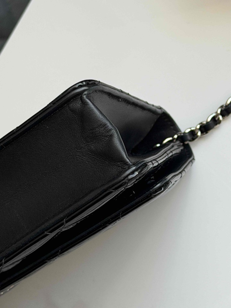 Chanel Wallet on Chain