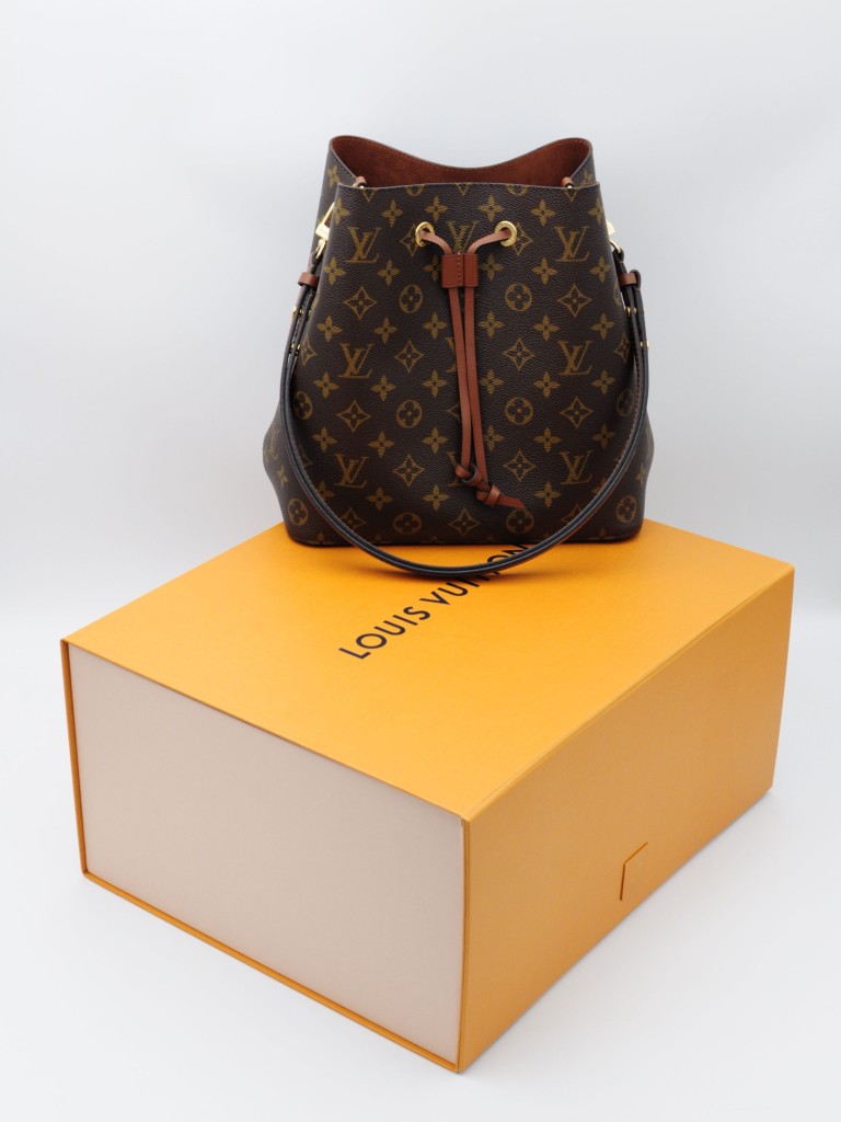 Louis Vuitton Néo Noé MM bag
