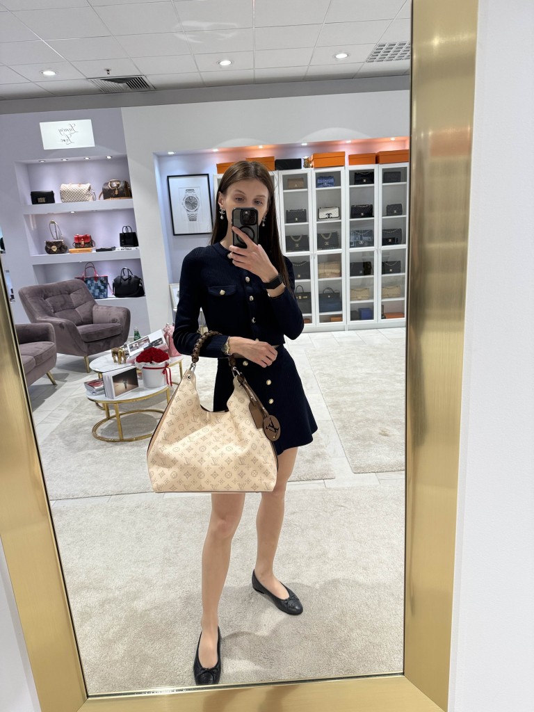 Louis Vuitton Mahina Hobo torebka