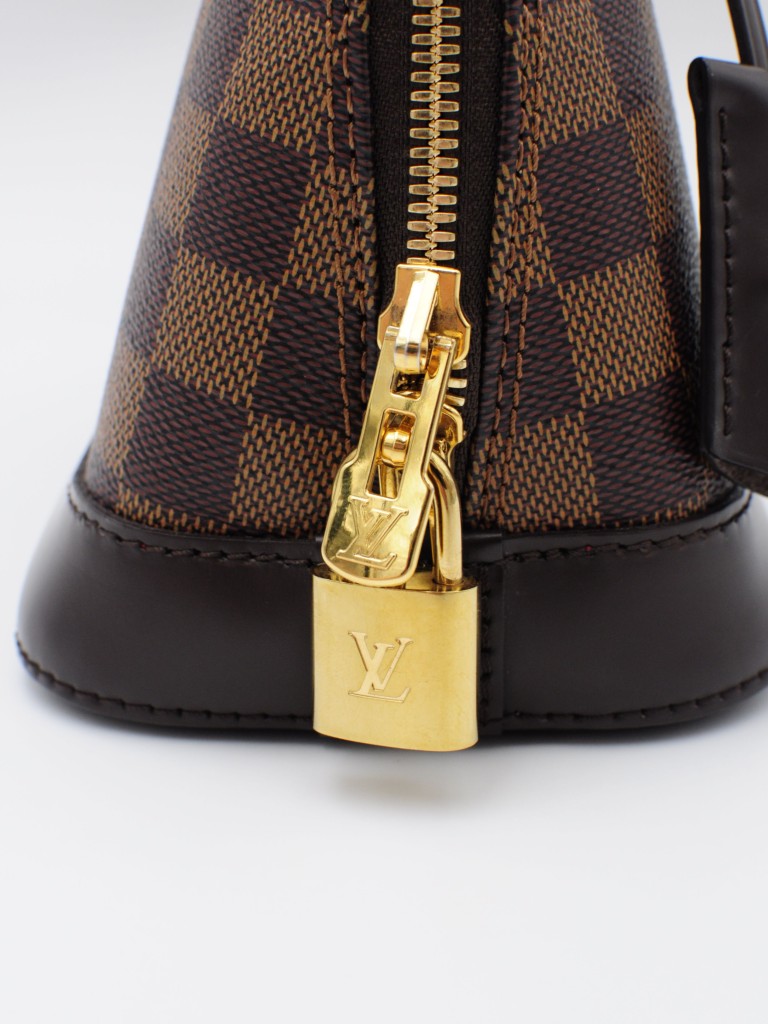 Louis Vuitton Alma BB torebka