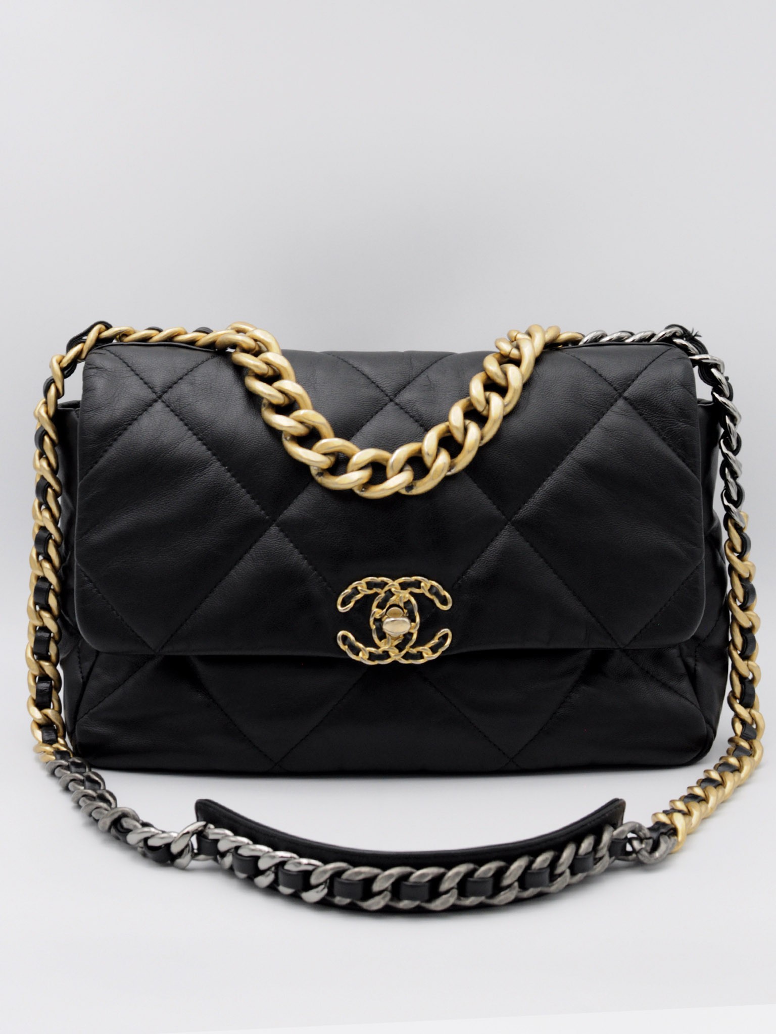 Chanel 19 Medium torebka