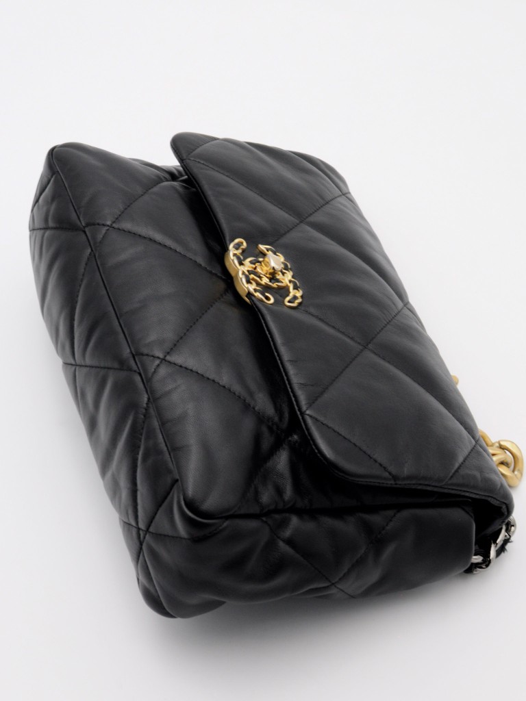 Chanel 19 Medium torebka