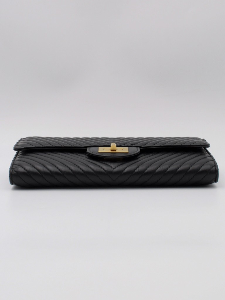 Chanel 2.55 Reissue wallet