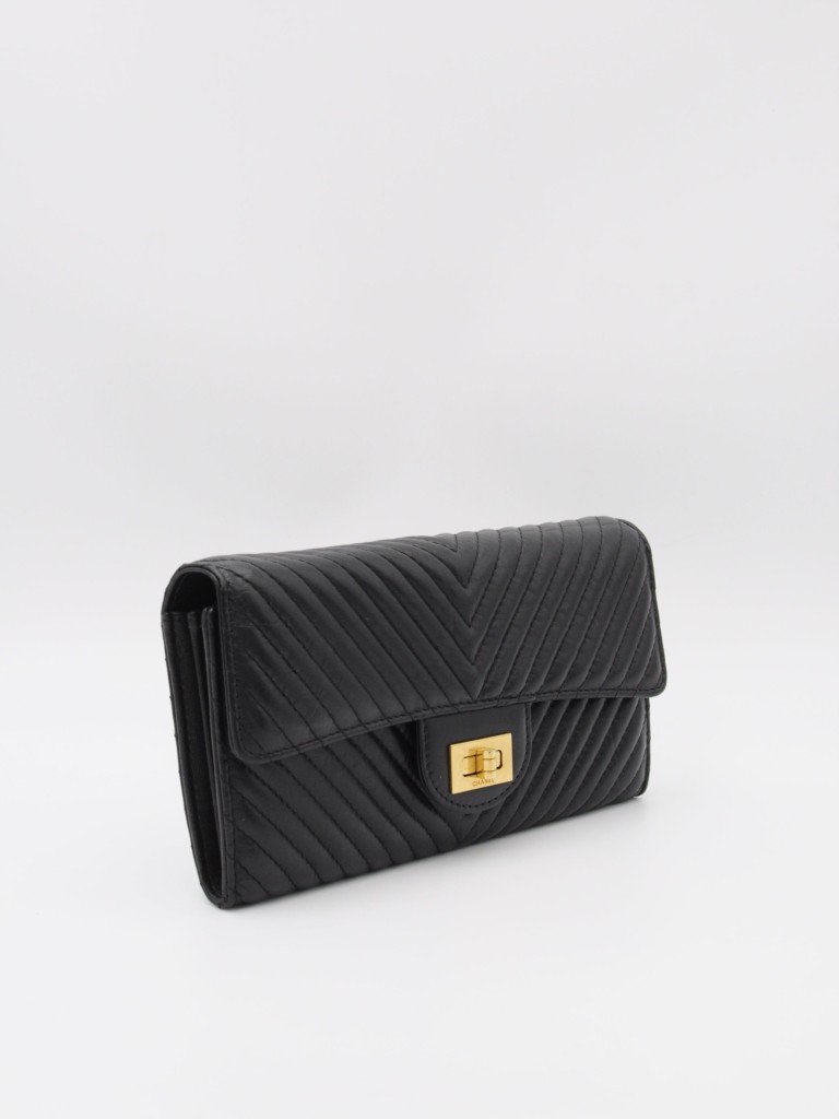 Chanel 2.55 Reissue wallet