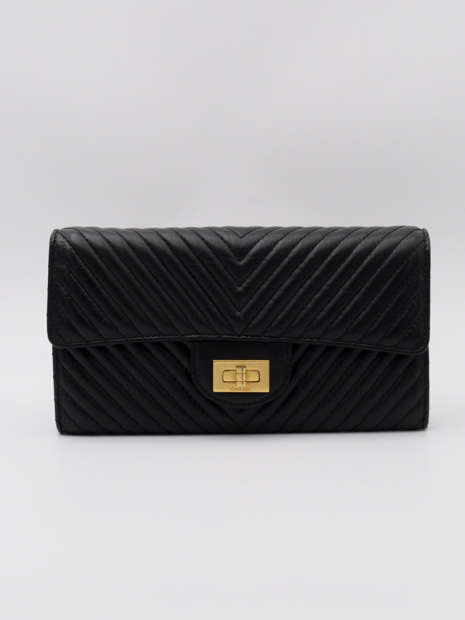 Chanel 2.55 Reissue wallet