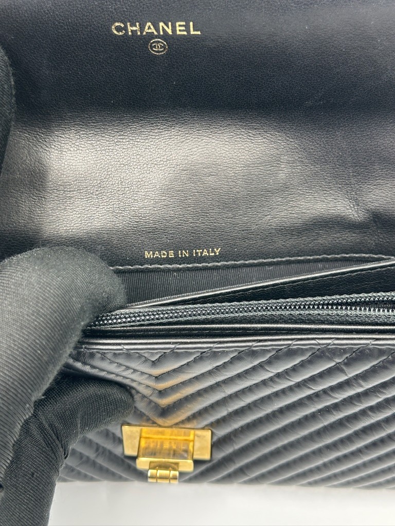 Chanel 2.55 Reissue wallet