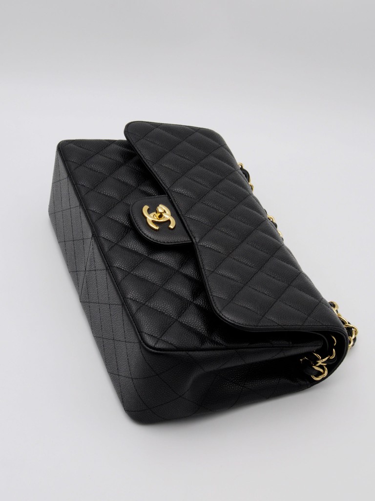 Chanel Classic Jumbo Double Flap bag