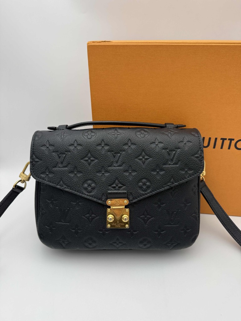 Louis Vuitton Pochette Metis torebka