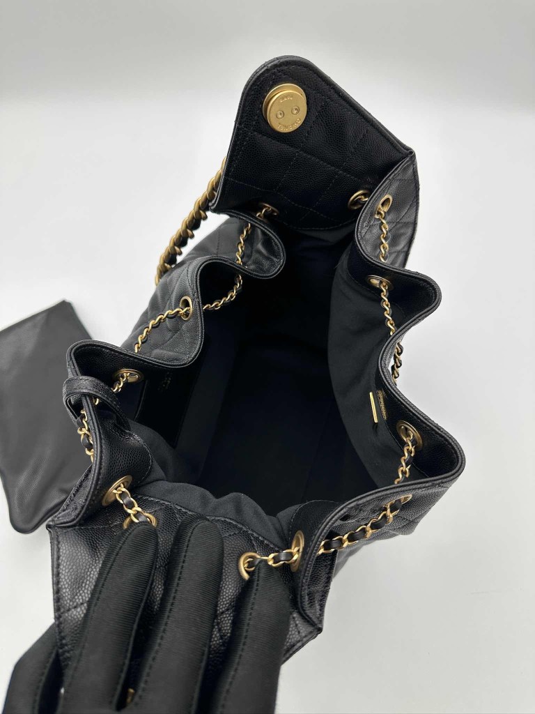 Chanel 25 Medium torebka