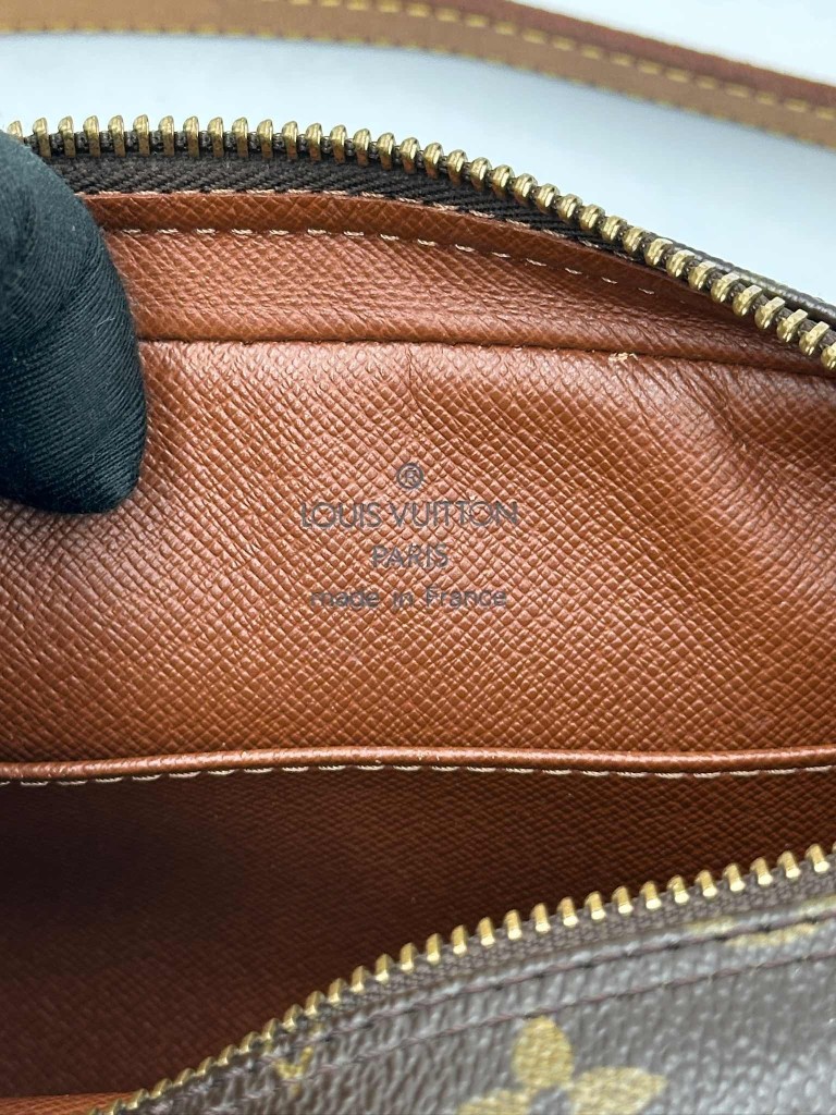 Louis Vuitton Cite Pochette torebka