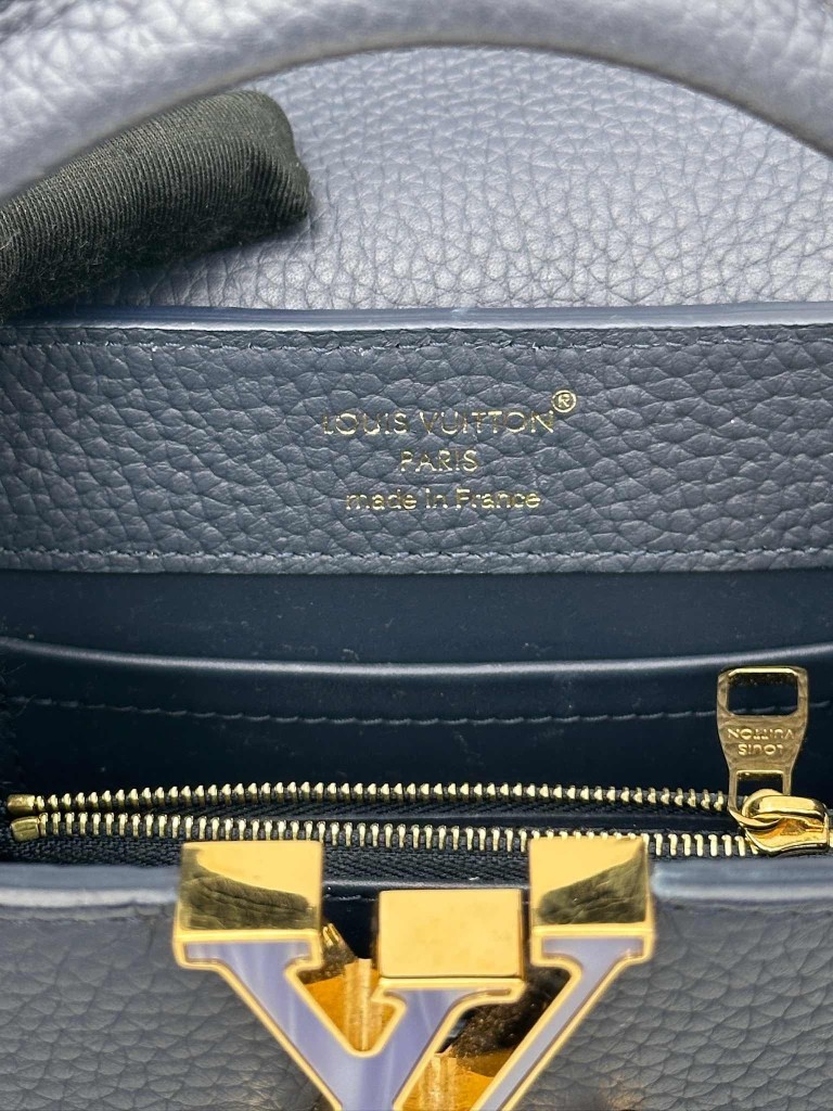 Louis Vuitton Capucines Mini torebka