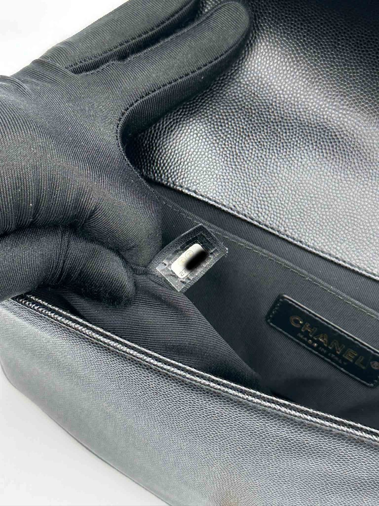 Chanel Boy Old Medium torebka