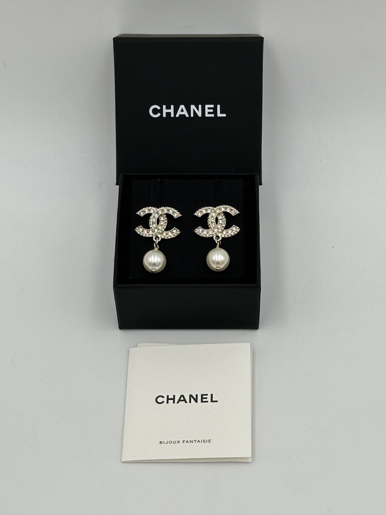 Kolczyki Chanel
