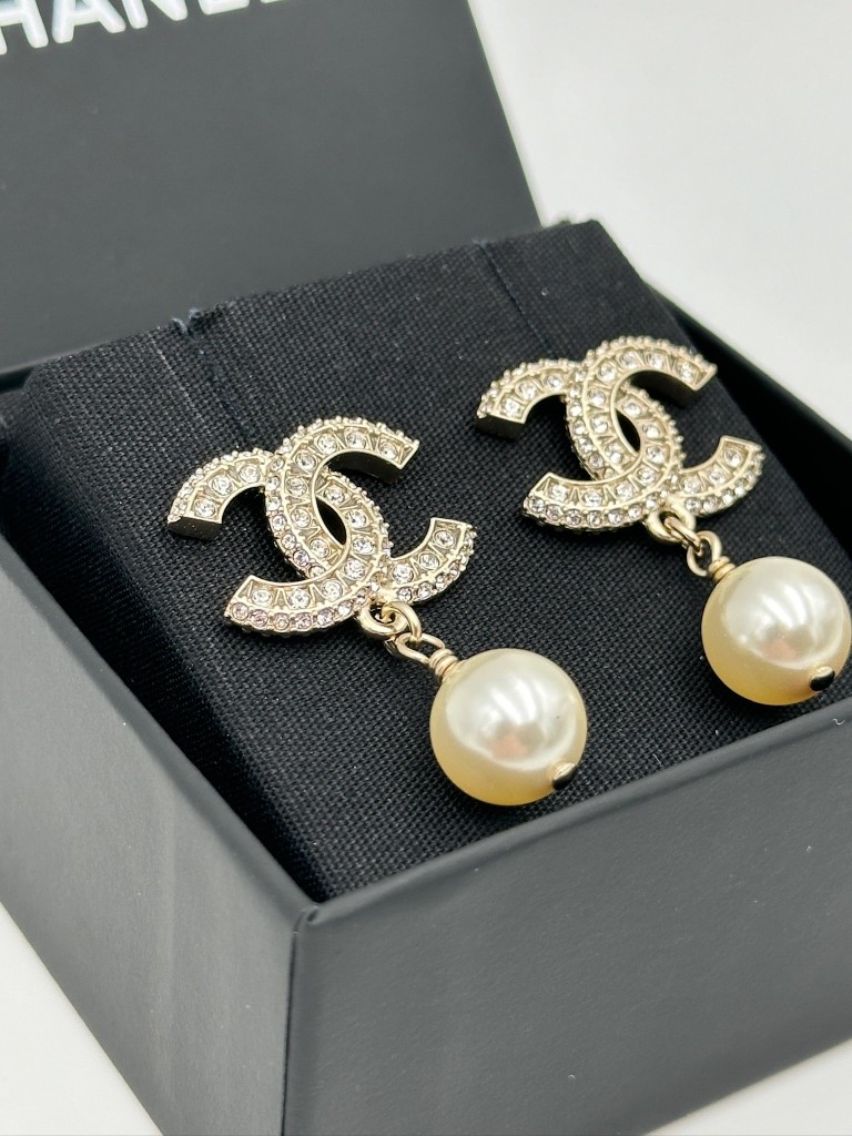Kolczyki Chanel