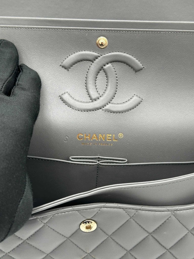 Chanel Classic Medium Double Flap torebka