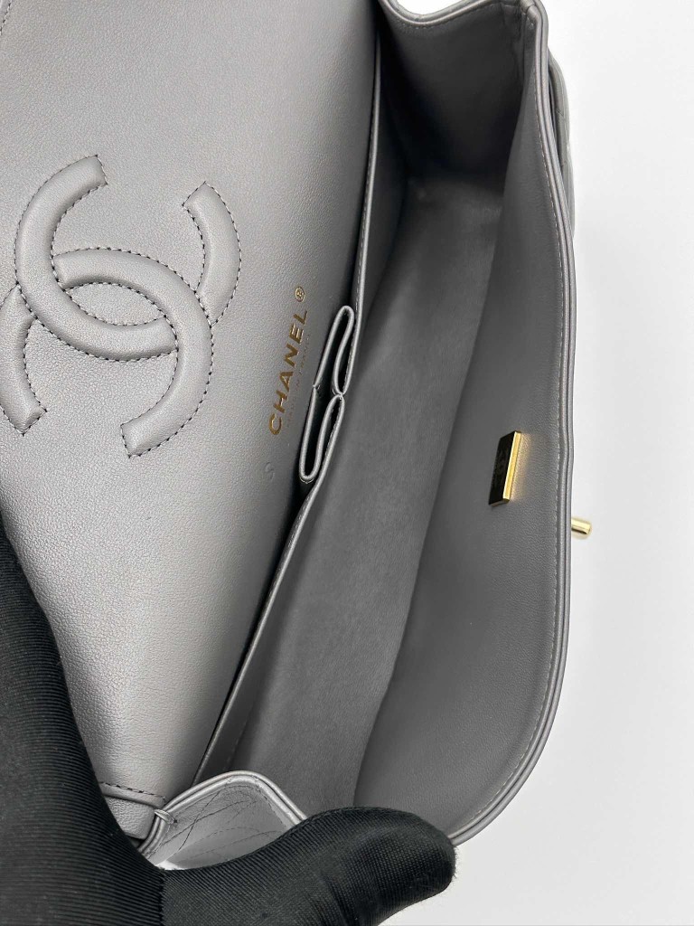 Chanel Classic Medium Double Flap torebka
