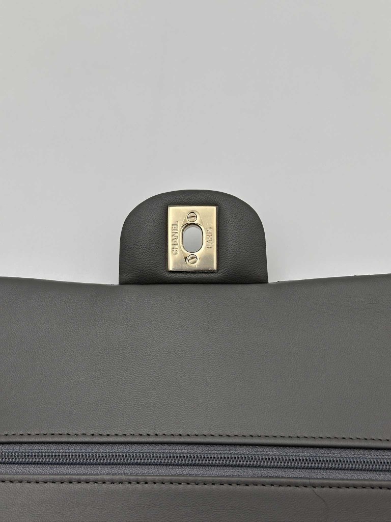 Chanel Classic Medium Double Flap torebka