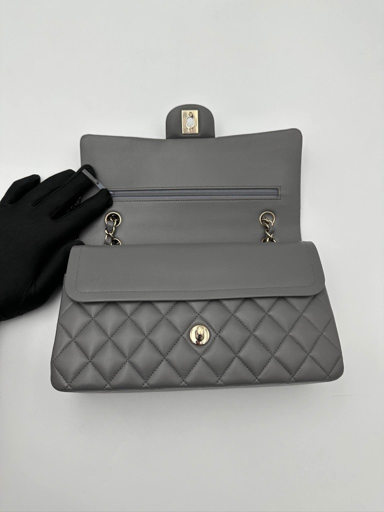 Chanel Classic Medium Double Flap torebka