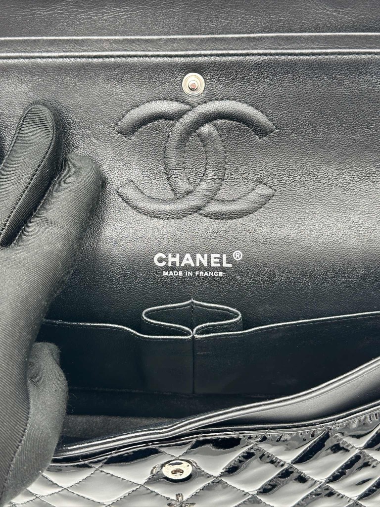 Chanel Classic Medium Double Flap torebka