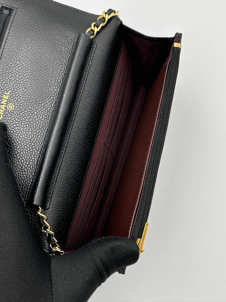Chanel Wallet on Chain