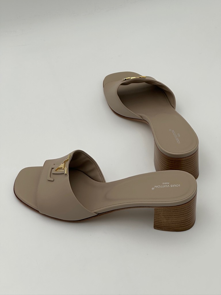 Louis Vuitton klapki