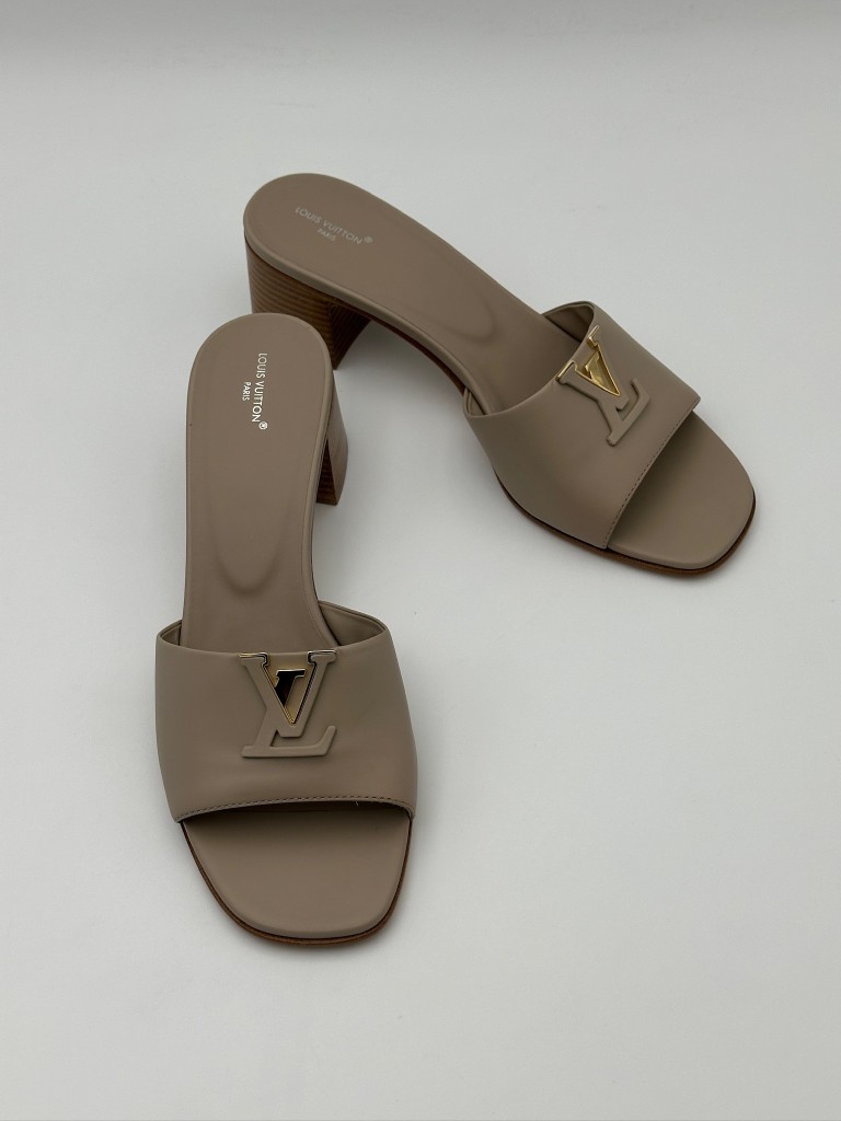 Louis Vuitton klapki