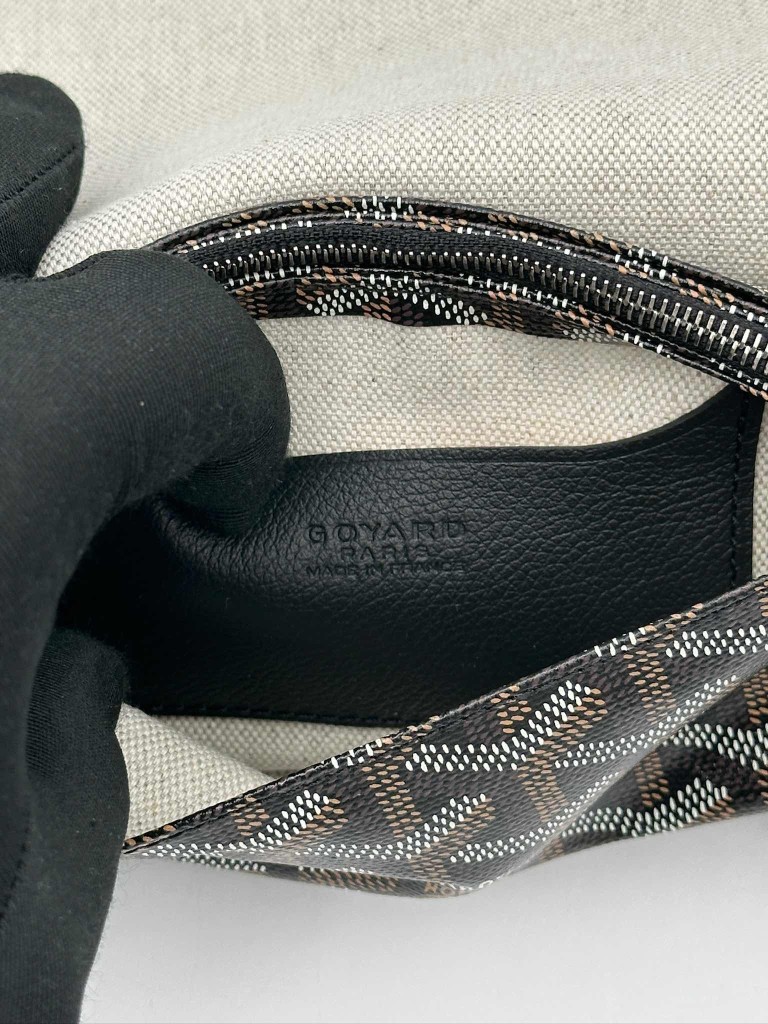 Goyard Plumet crossbody bag