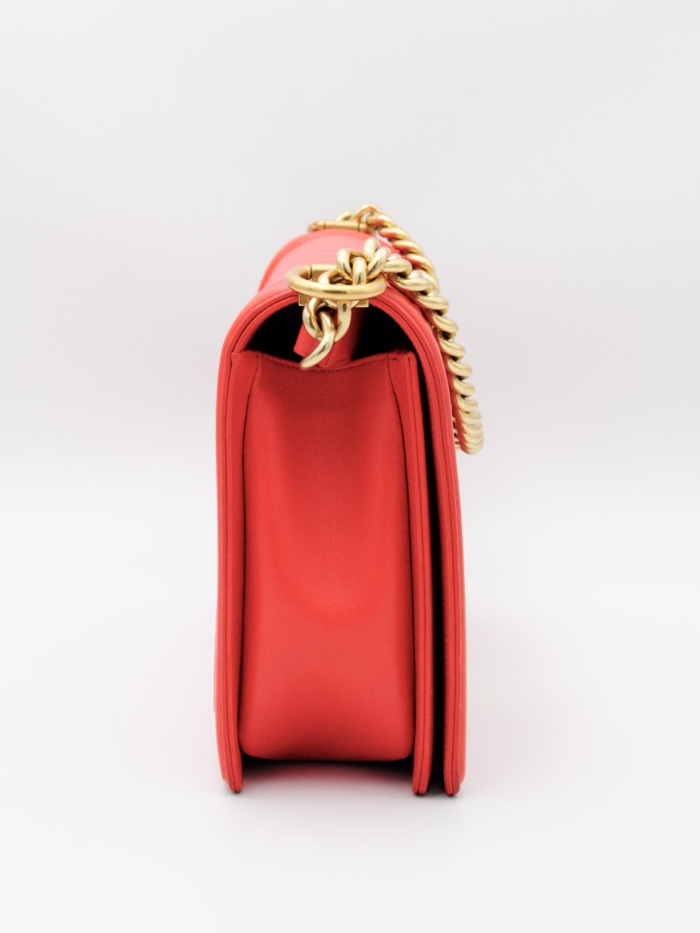 Chanel Boy New Medium bag