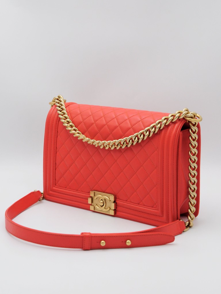 Chanel Boy New Medium bag