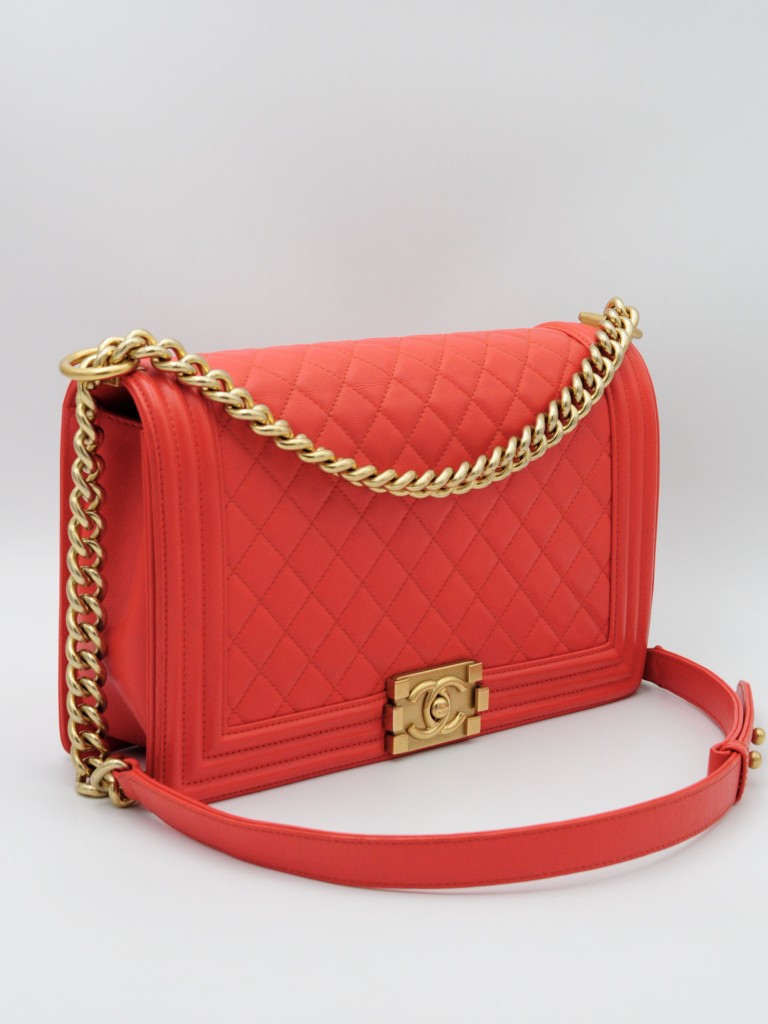 Chanel Boy New Medium bag