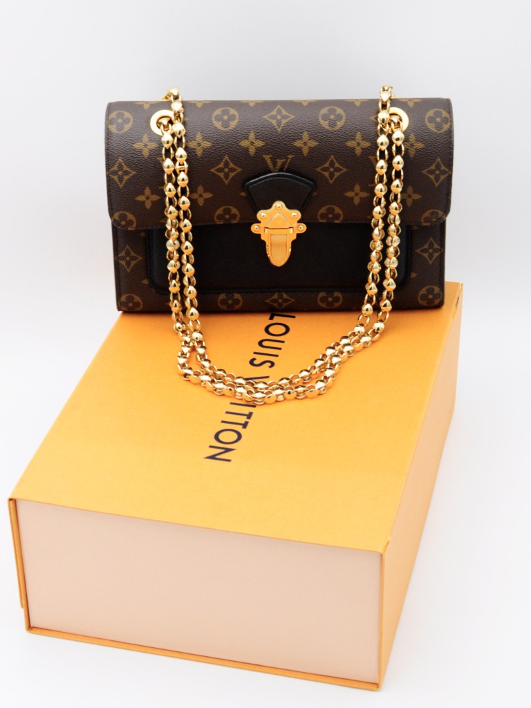 Louis Vuitton Victoire torebka