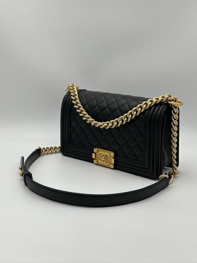 Chanel Boy Old Medium bag