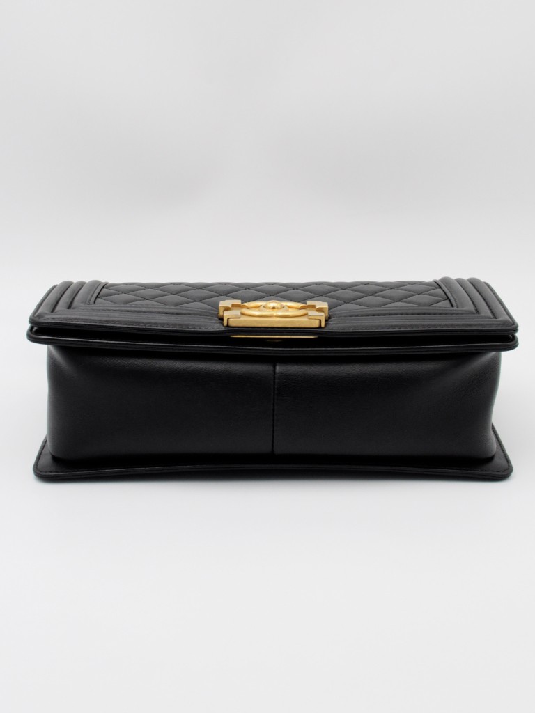 Chanel Boy Old Medium bag