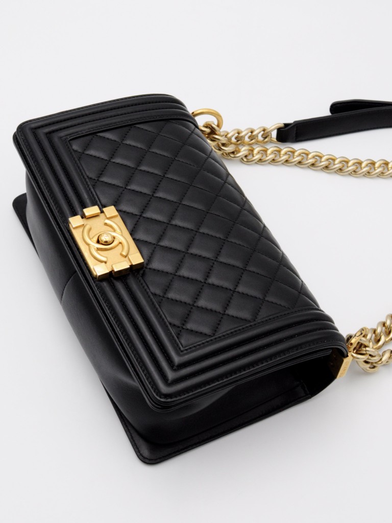 Chanel Boy Old Medium bag