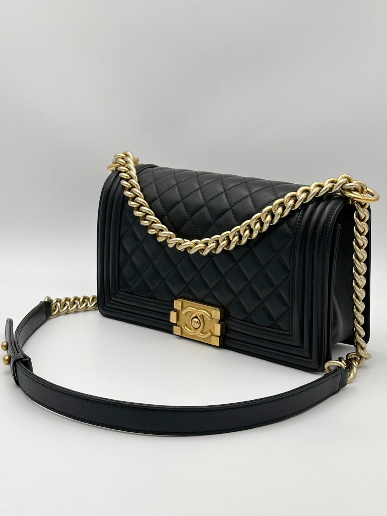 Chanel Boy Old Medium bag
