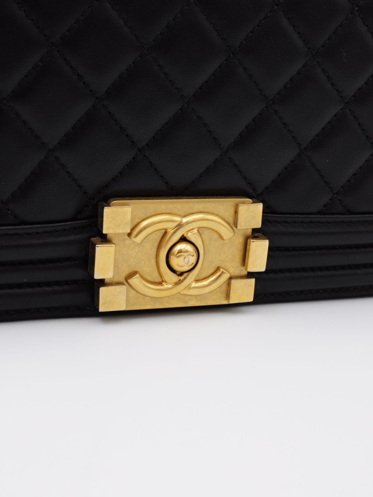 Chanel Boy Old Medium bag