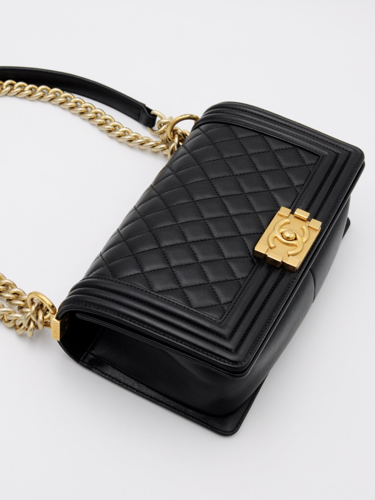 Chanel Boy Old Medium bag