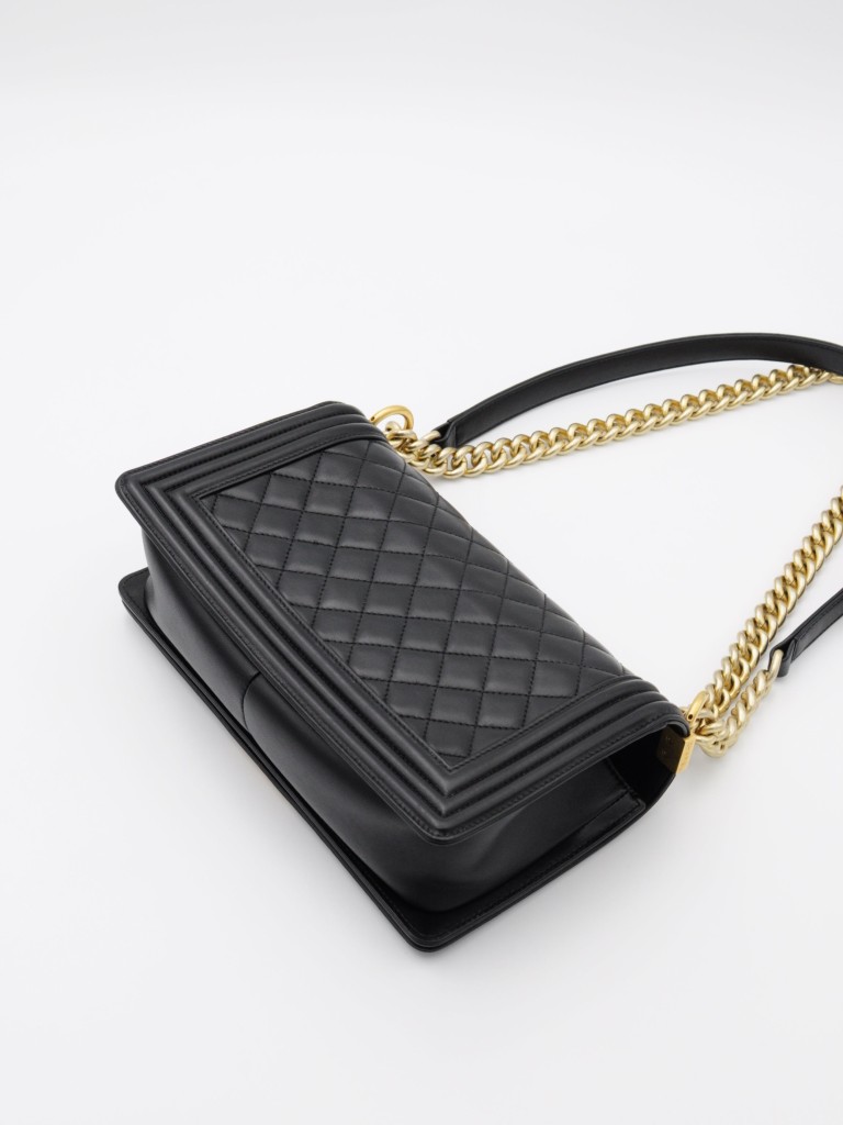 Chanel Boy Old Medium bag