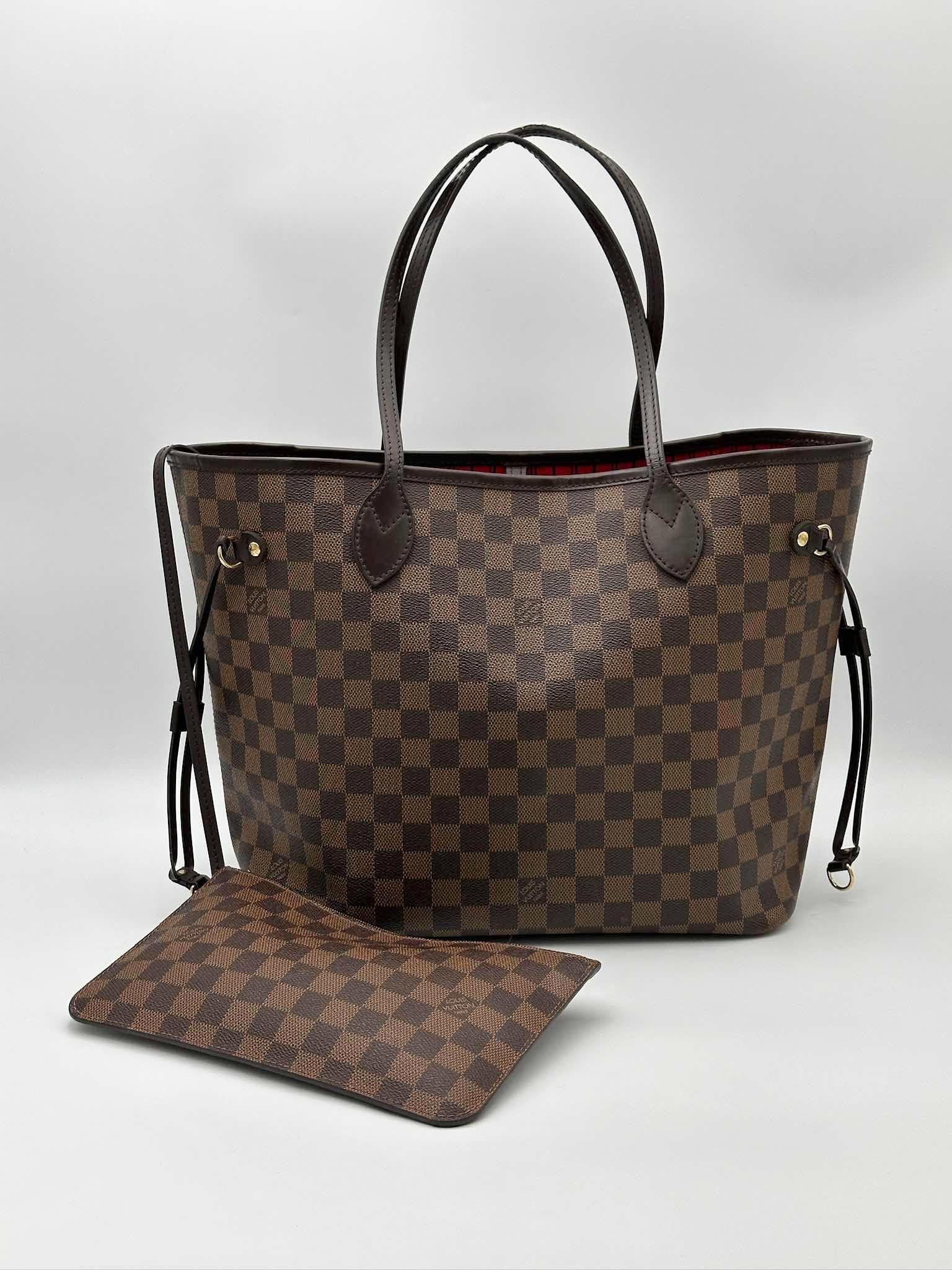 Louis Vuitton Neverfull MM bag